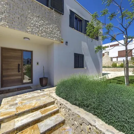 Zadar Premium Villa *
